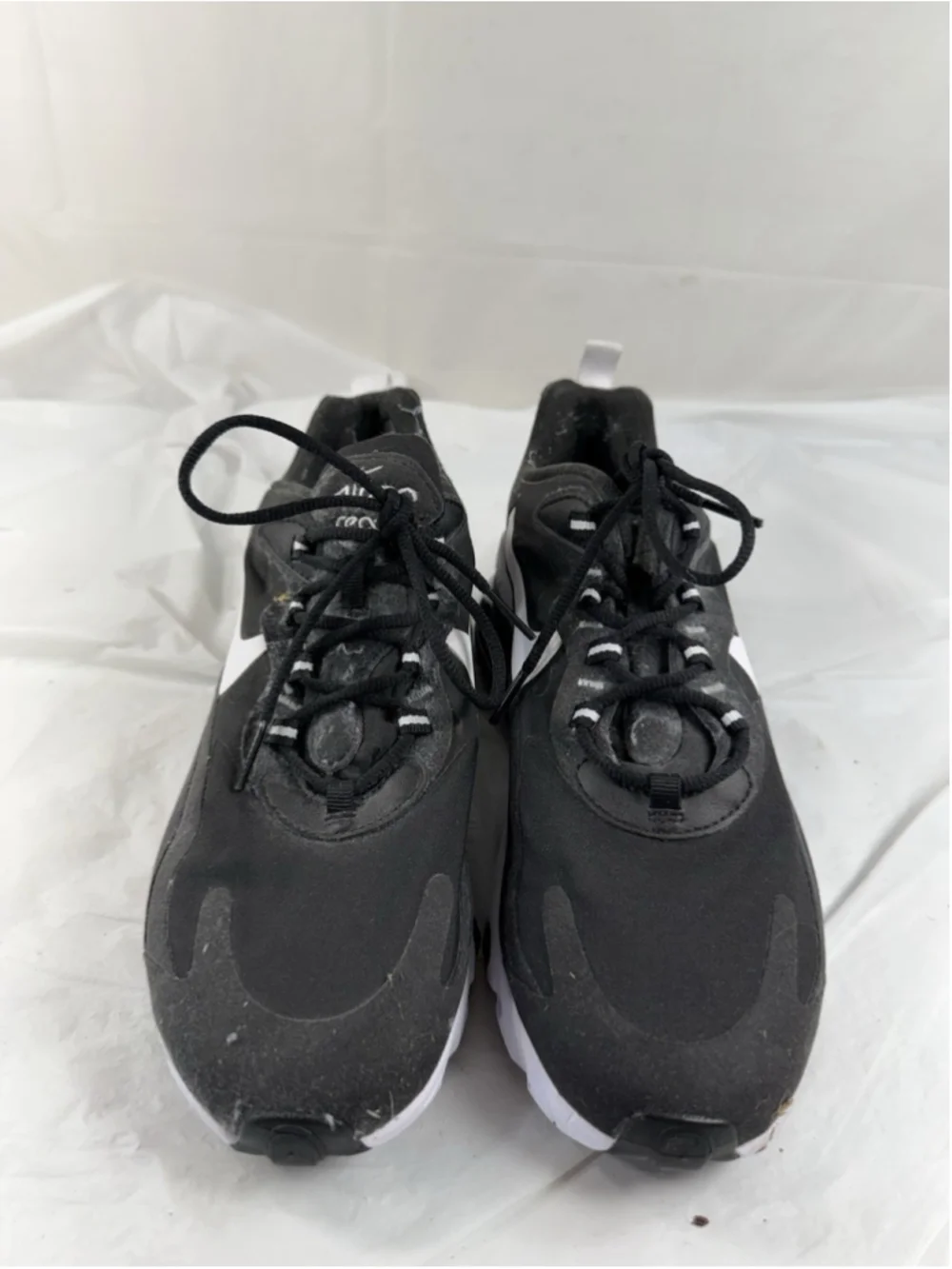 Nike Men's Air Max 270 React Training Shoes Size 7.5 US Black/White AO4971-004